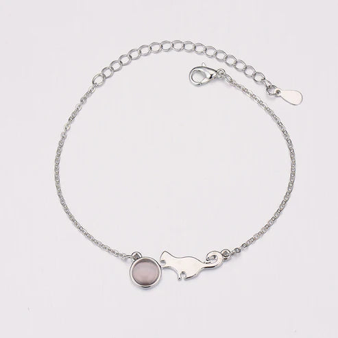 Fashion Ladies Cat Charm Bracelet Silver