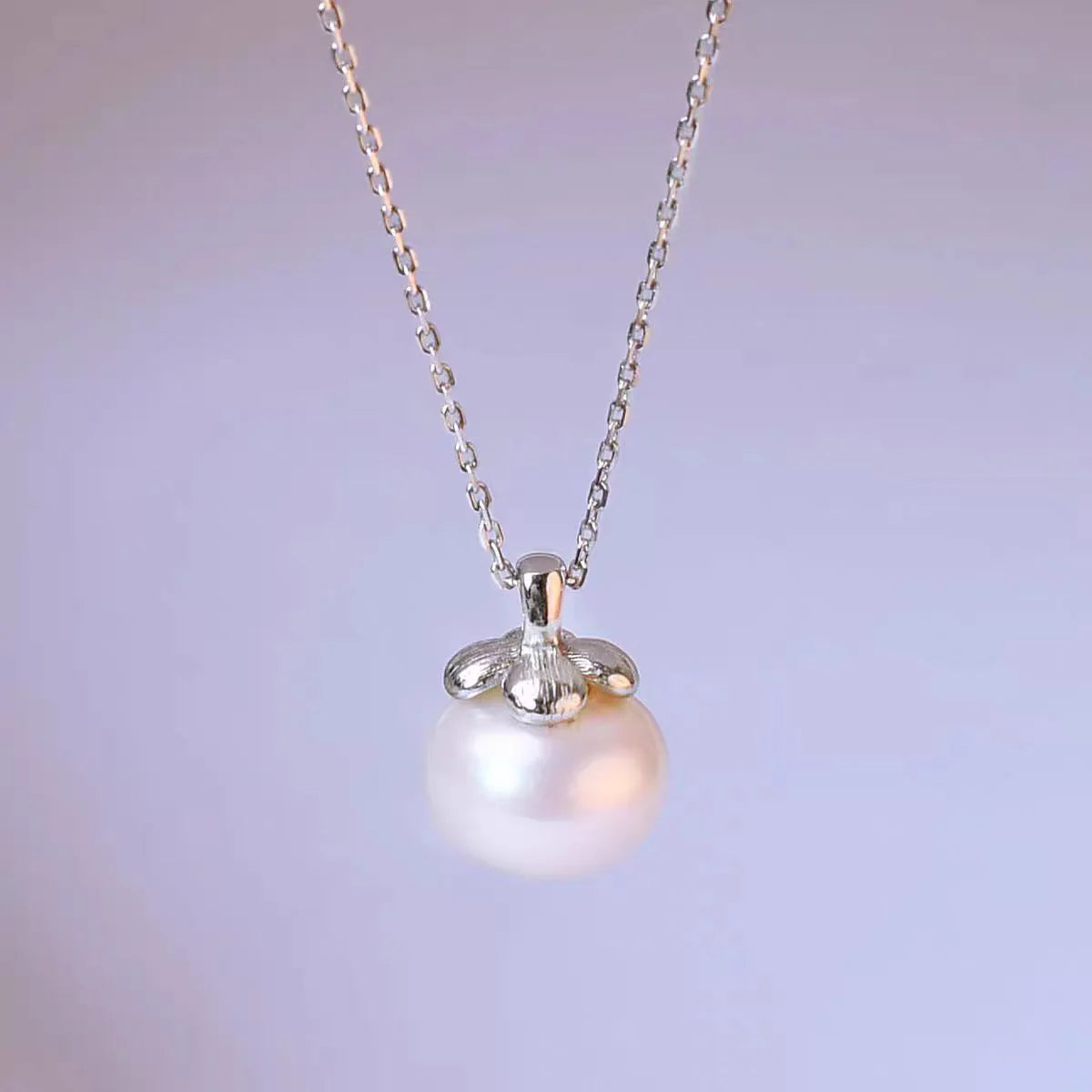 Women's Pearl Necklace Simple And Gentle Non-mainstream Style