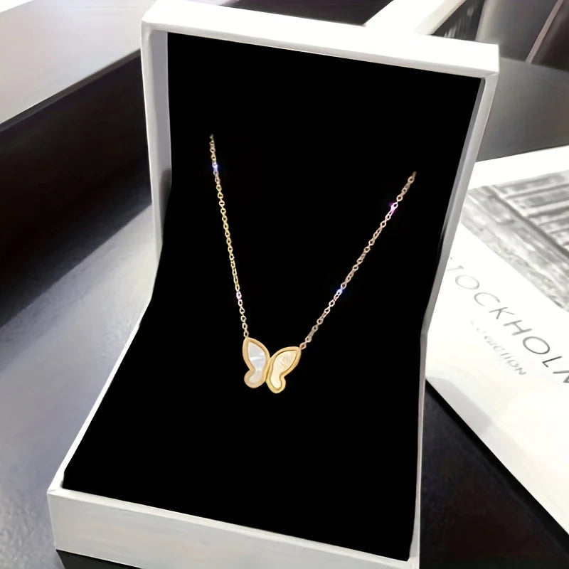 Butterfly Pendant Creative Simple Women's Clavicle Chain