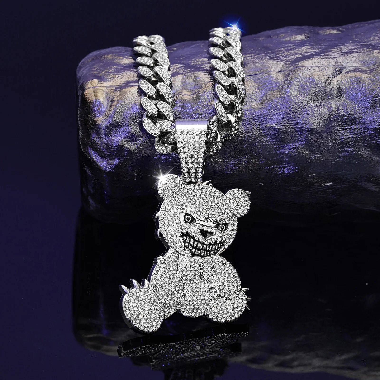 Personalized Grinning Bear Necklace Men's All-Match Full Diamond